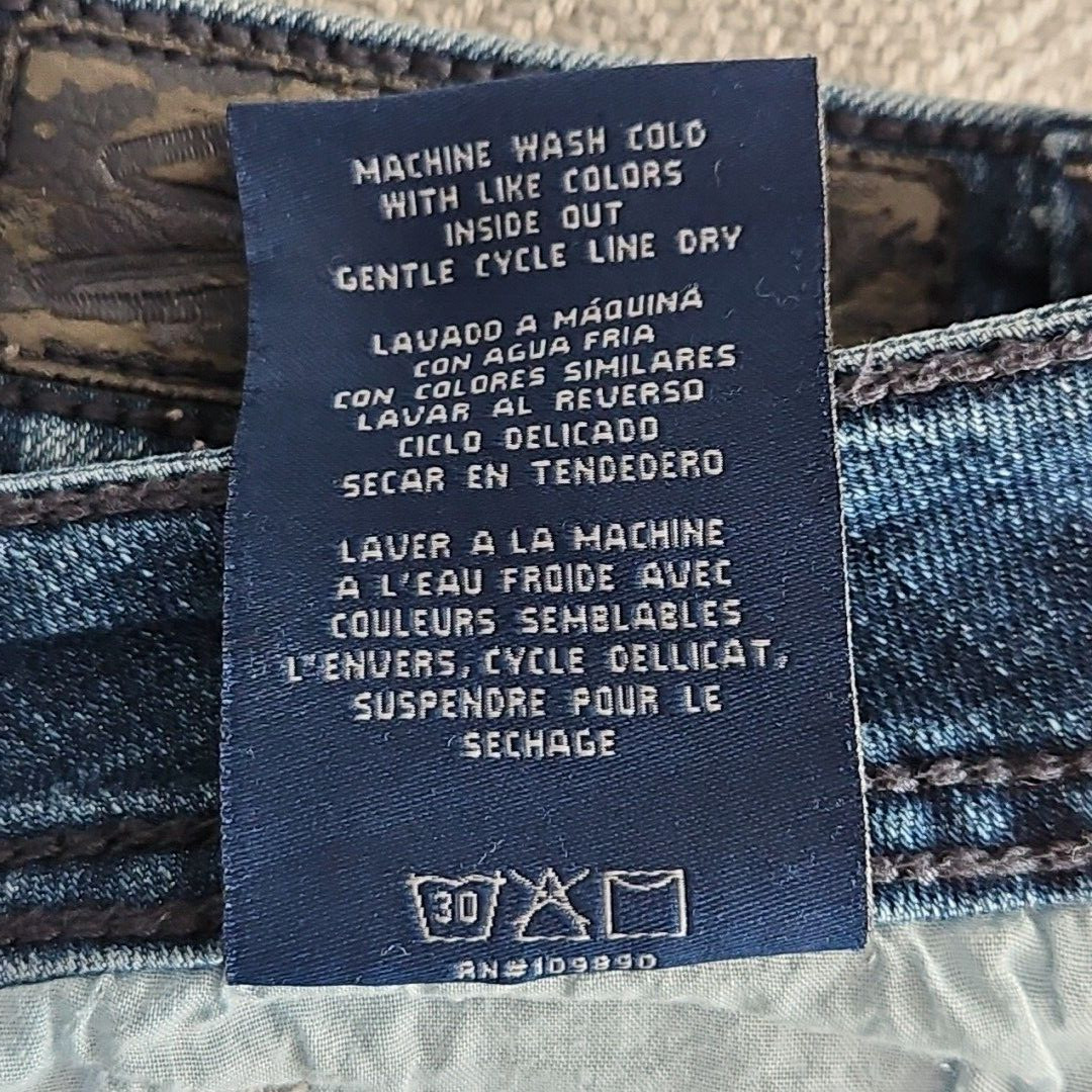 Seven7 Jeans Women’s Size 14 (32×26) Blue Slim Boot Embroidered Pockets