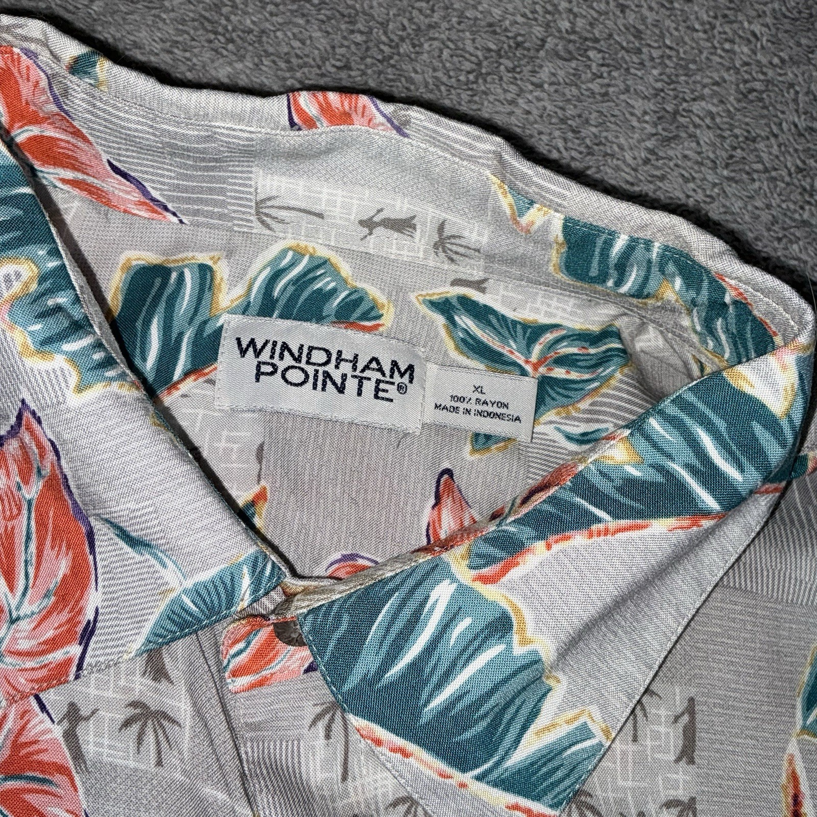 Windham Pointe 100% Rayon Black w Tropical Floral Print Mens XL Hawaiian Style