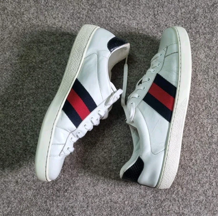 Gucci Shoes Men Ace Sneakers White Leather Navy Red Web Stripe Gucci Size 9 US