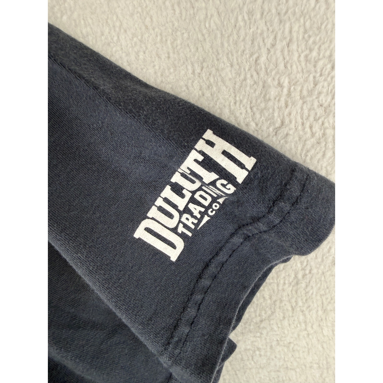 Duluth Trading Co T-Shirt Mens Large Navy Blue Party Beaver Graphic Longtail T