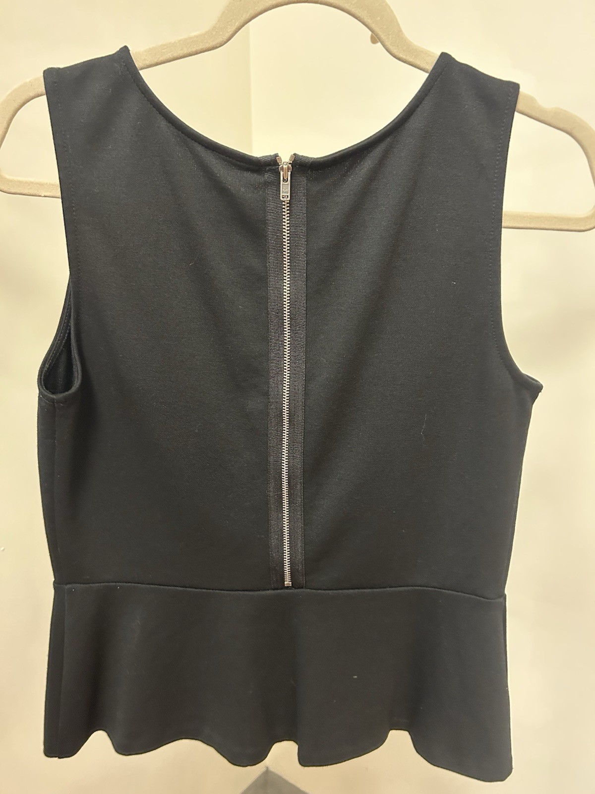 #4 Ann Taylor Loft Size Small Black Tank zip Up Back Sleeveless W Ruffle Bottom