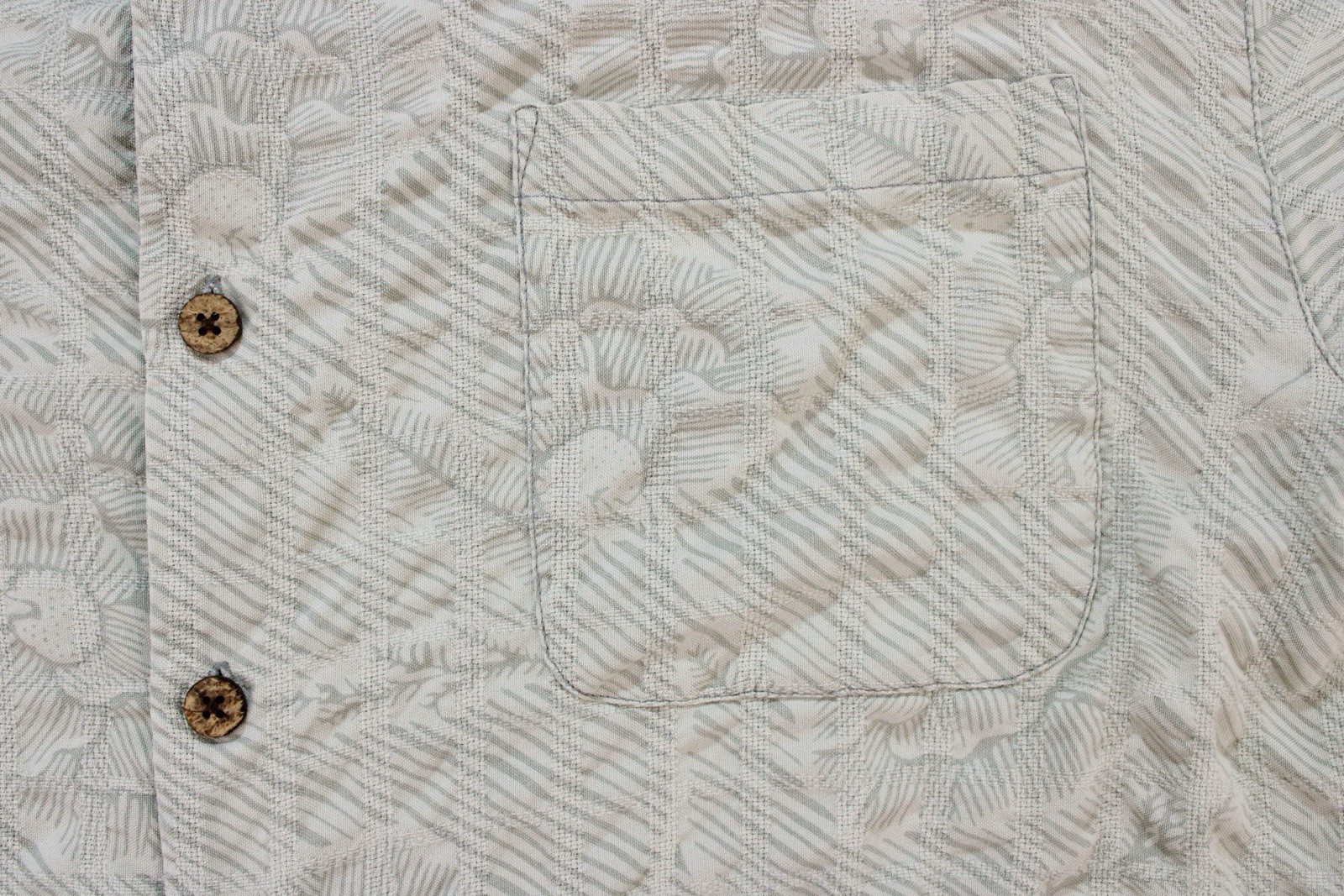 Tommy Bahama 100% Silk Camp Shirt XL Tonal Floral Jacquard Coconut Button Resort