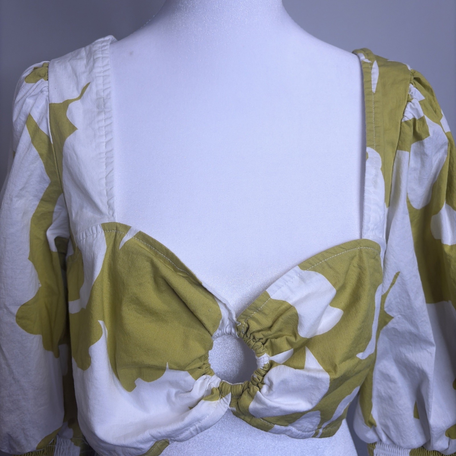 Future Collective Crop Top Sz XL Women’s Green White Puff Sleeved Sweetheart