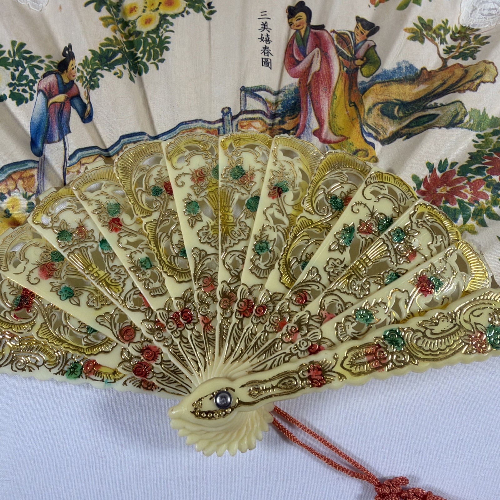 2 Vintage 1980’s Classical Scent Hand Fans fan Lace Fabric Plastic