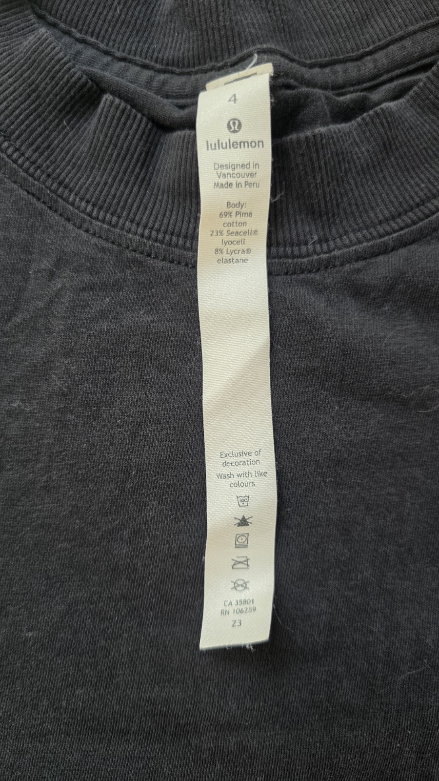 ​Lululemon Women’s Black Mock Neck Crop Tank Top Muscle Tee Athletic Yoga Size 4