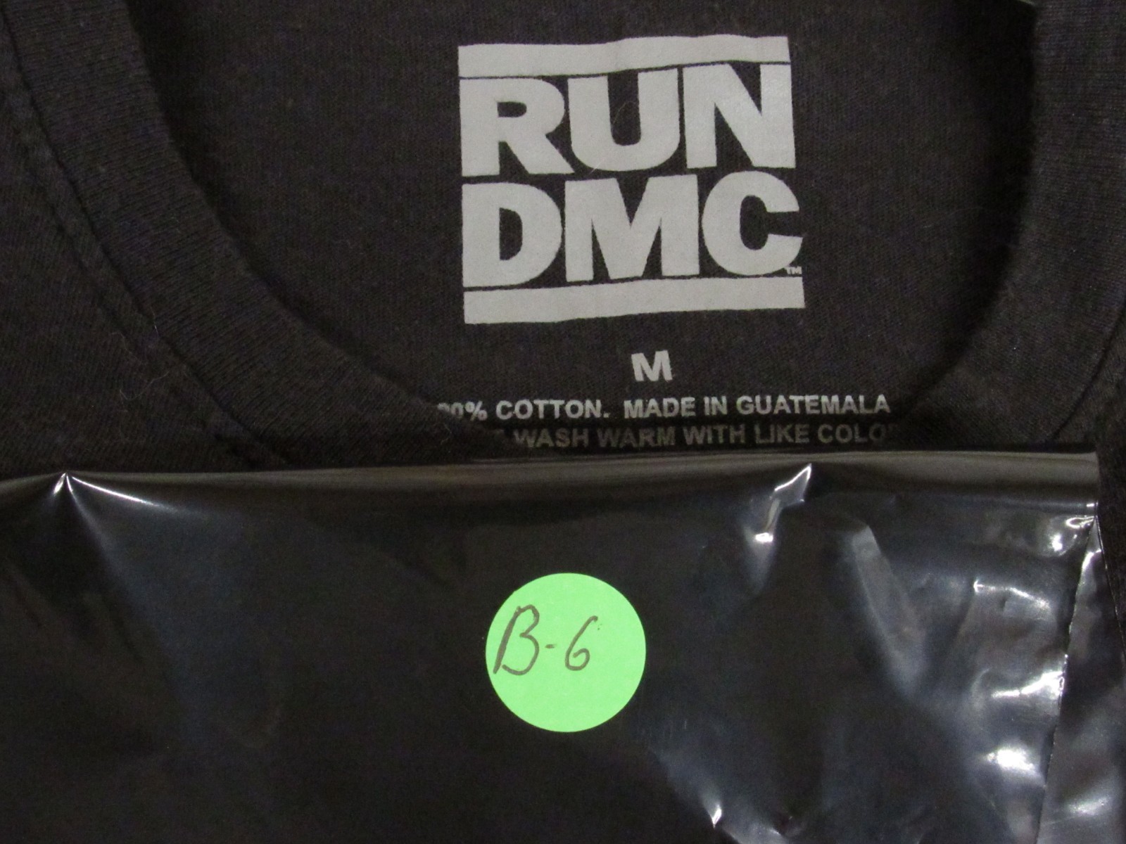 RUN DMC Graphic Black T-shirt Logo Floral Short Sleeve Music Women’s M