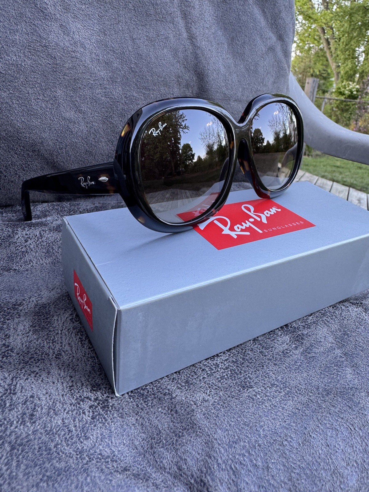 New Ray-Ban Jackie Ohh II Tortoise/ Gradient Brown 60mm Sunglasses RB4098