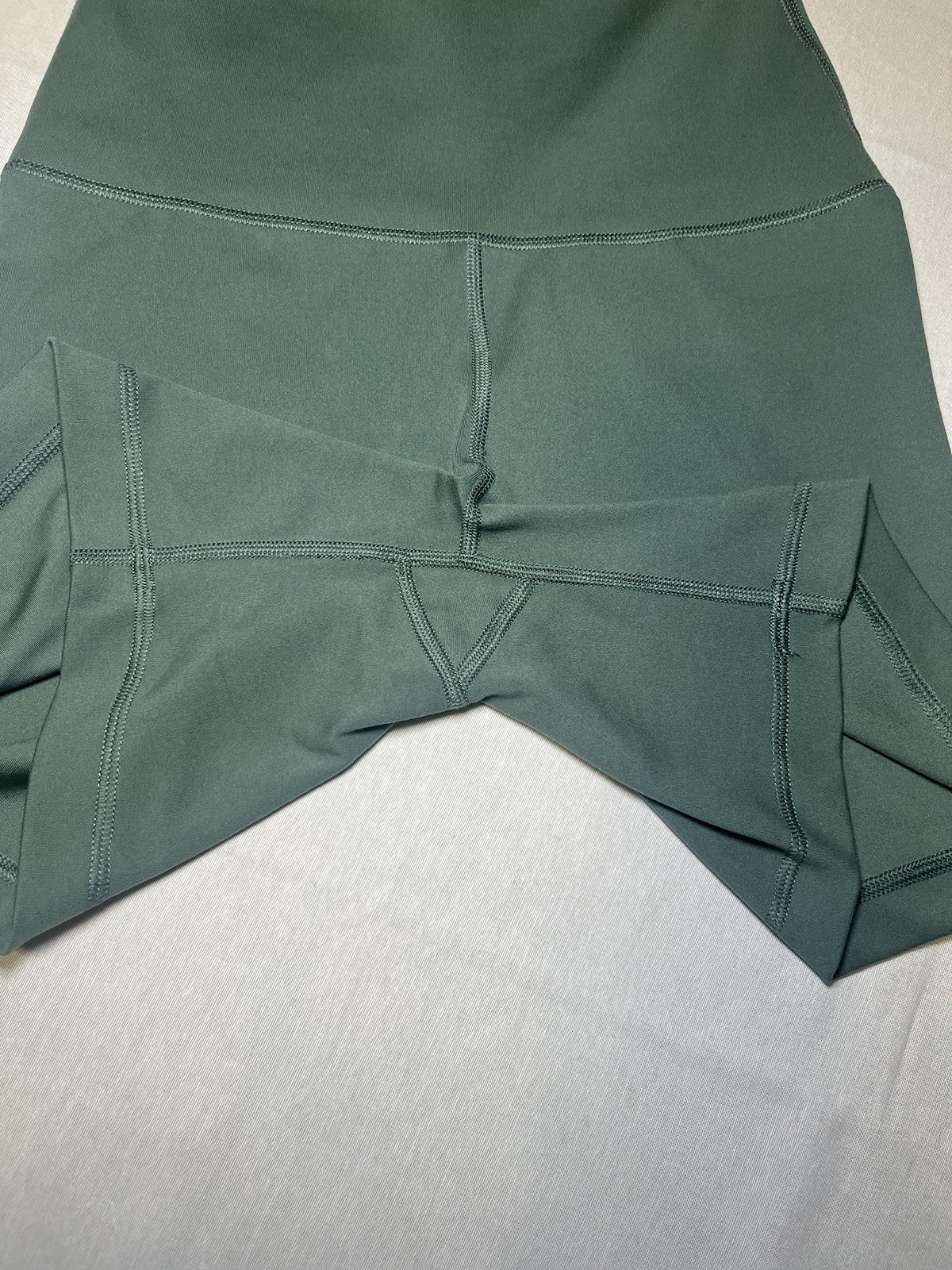 YOGALICIOUS LUX EVERYDAY 5” BIKER SHORTS Green Women Size Small