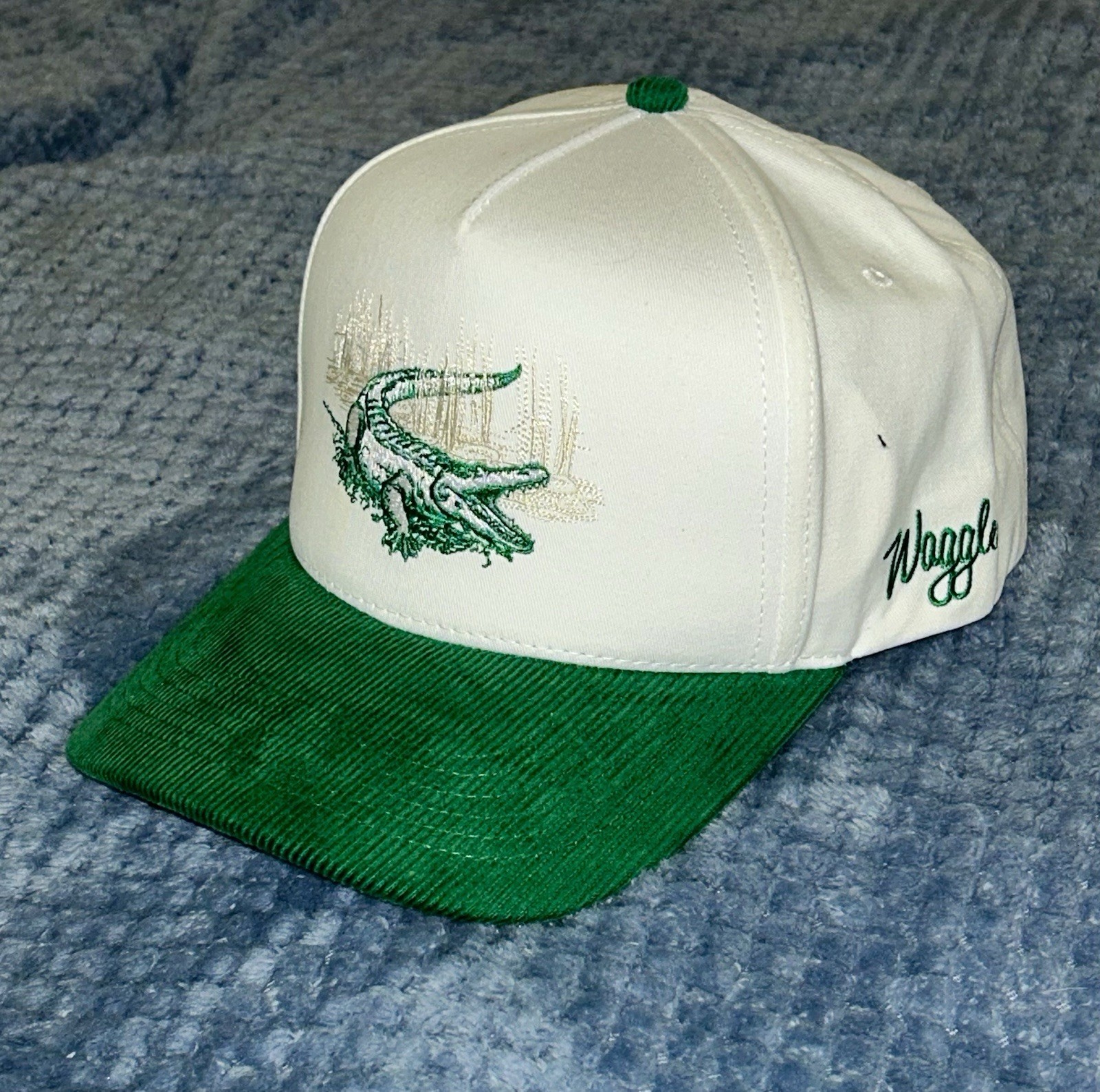 WAGGLE GOLF Bayou Corduroy DRI-FIT SPORT SNAPBACK CAP, Fits All Sizes -MINT NWT!