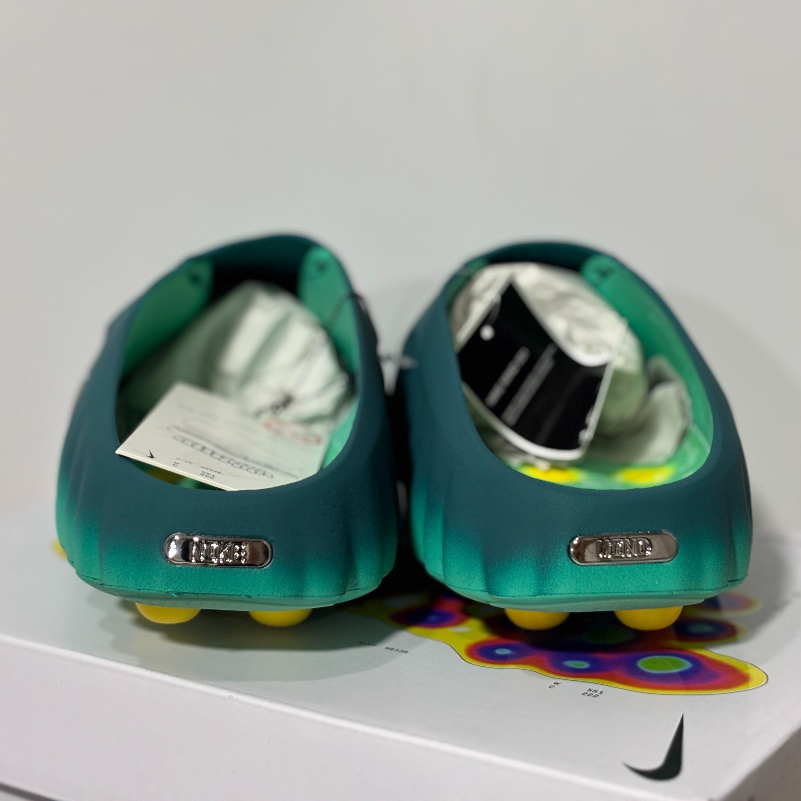 Nike Mind 001 Mule, Model HQ4307-001 green (Runs small,Order one size up)
