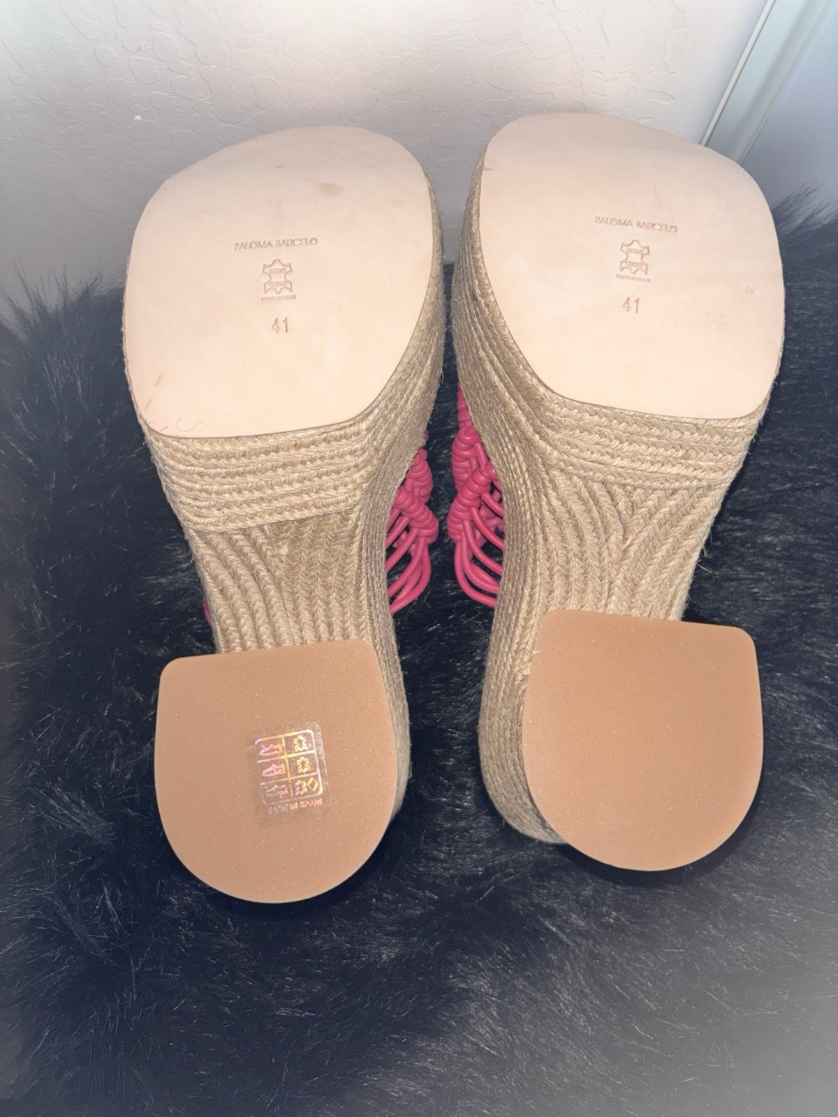 NWOT Paloma Barcelo Fuchsia Woven Platform Sandals