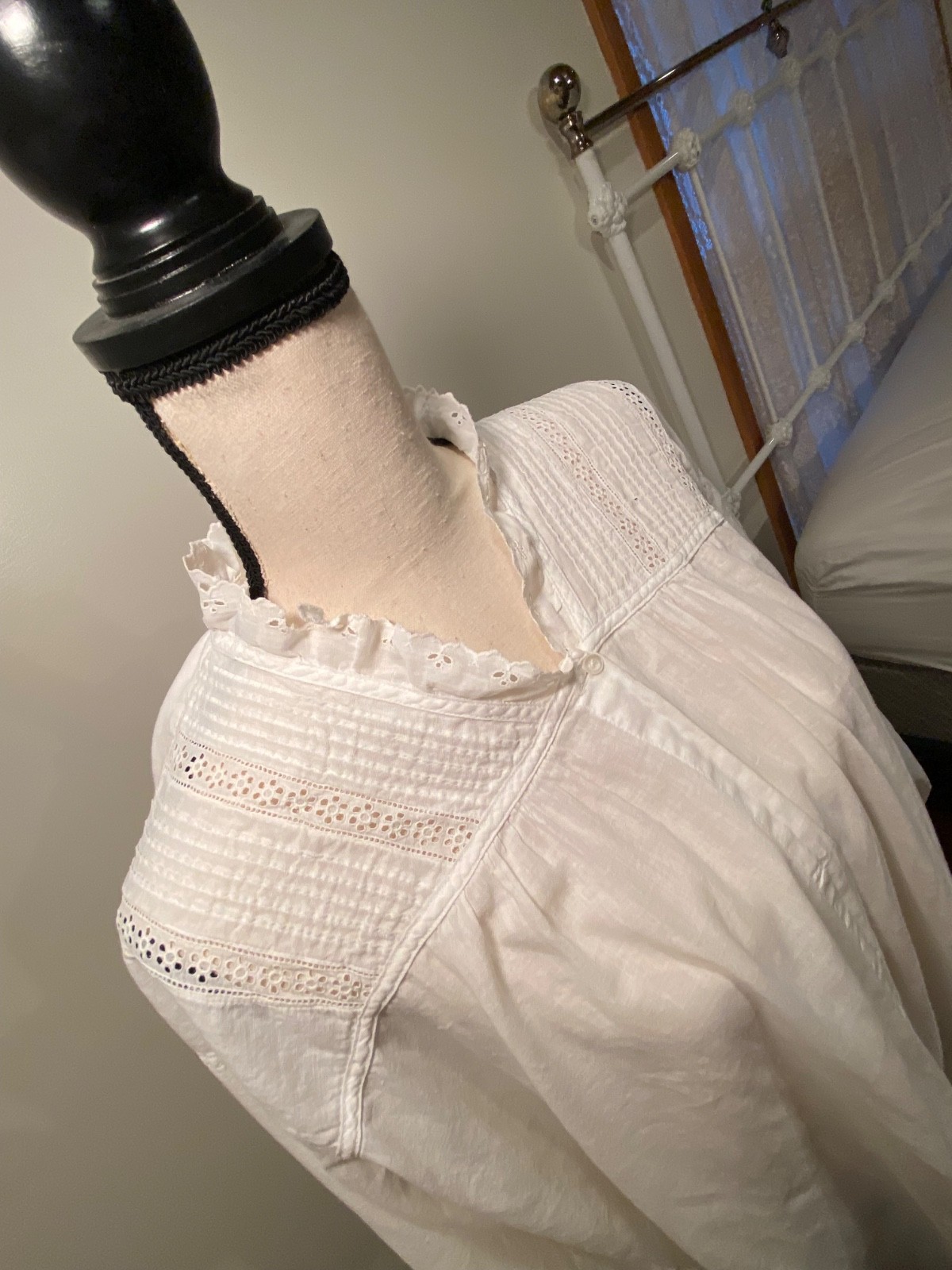 Vtg 40s Dove Undergarments Cream White Cotton Victorian Granny Nightgown Lace 20