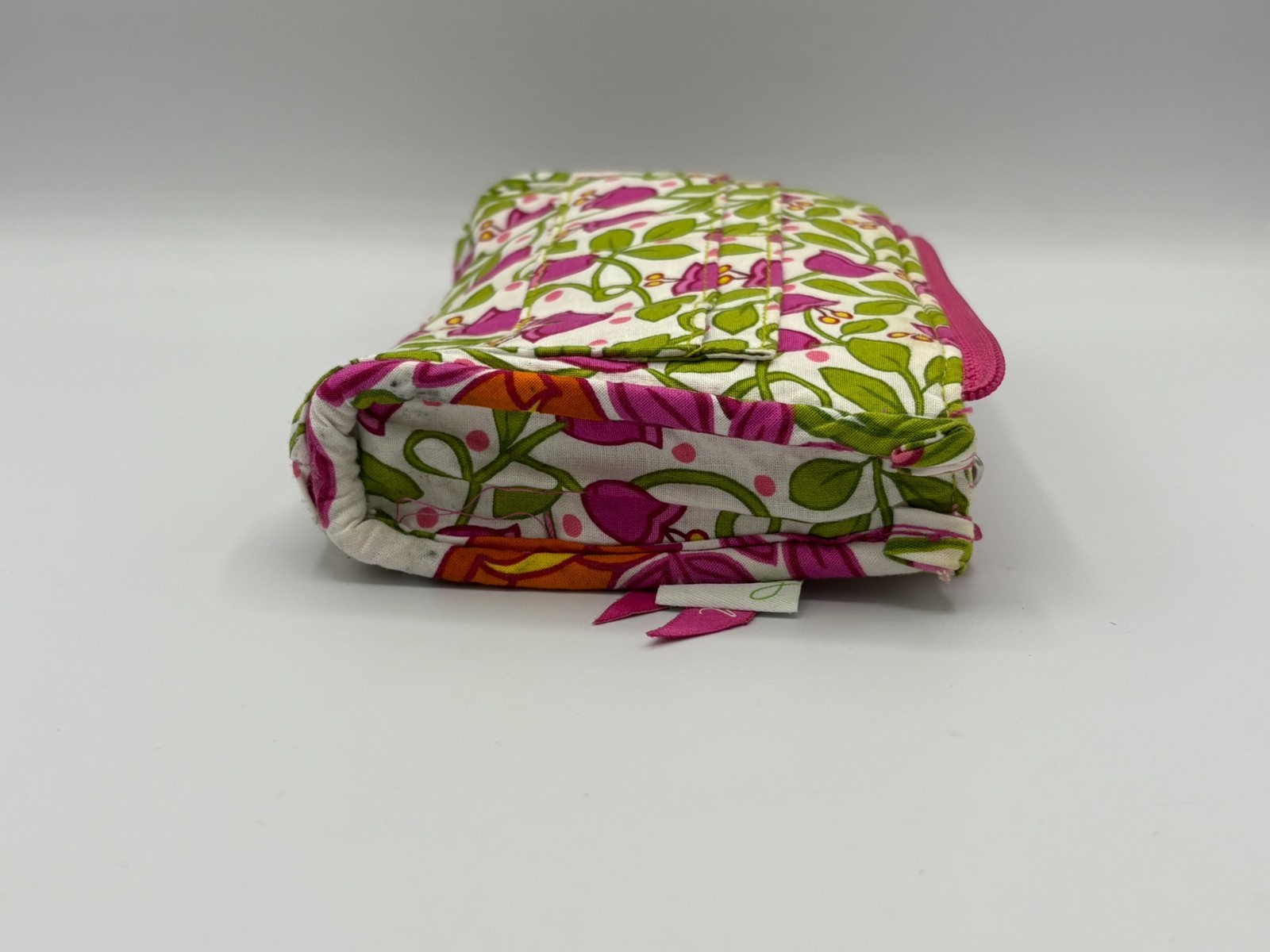 Vera Bradley Lilli Bell Push Lock Wristlet Wallet Purse Pink Floral Retired FLAW