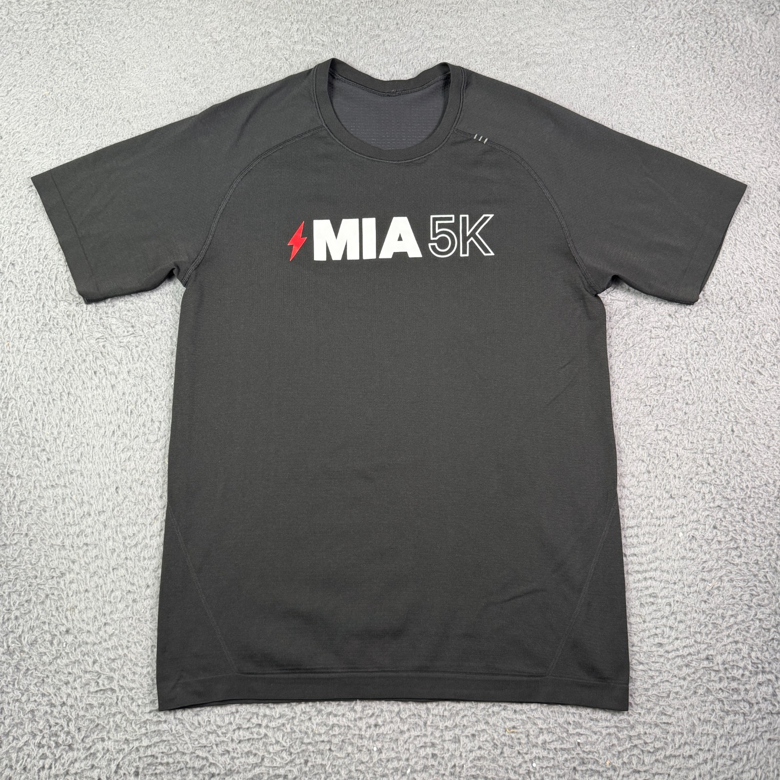 Lululemon Shirt Mens S Black Metal Vent Tech Performance Gym Short Sleeve MIA 5K