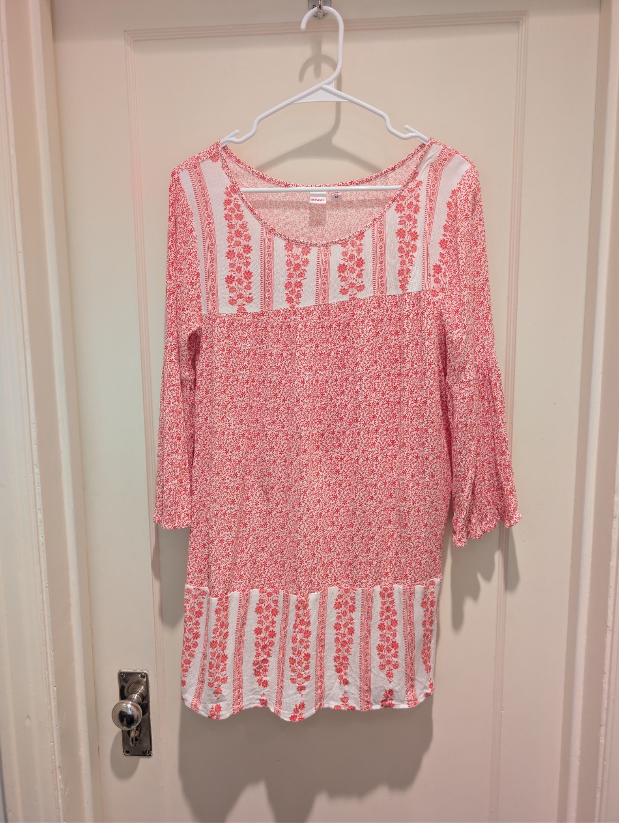 Bongo Floral Tunic Top Red White Rayon Bell Sleeve Boho Peasant Blouse M
