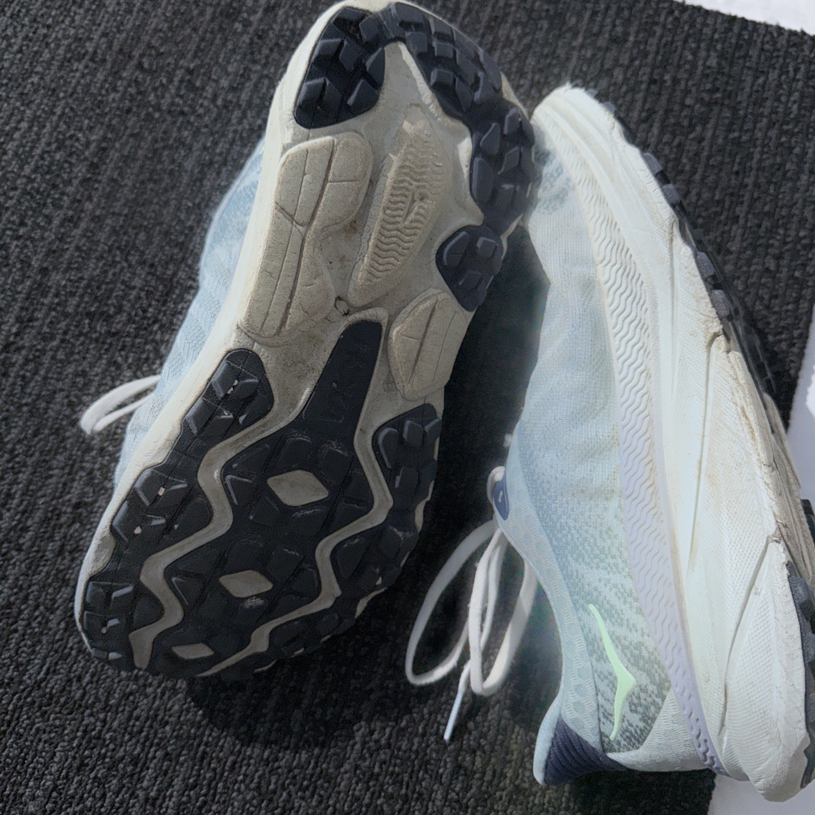 Hoka Woman’s 8D Challenger Atr 7