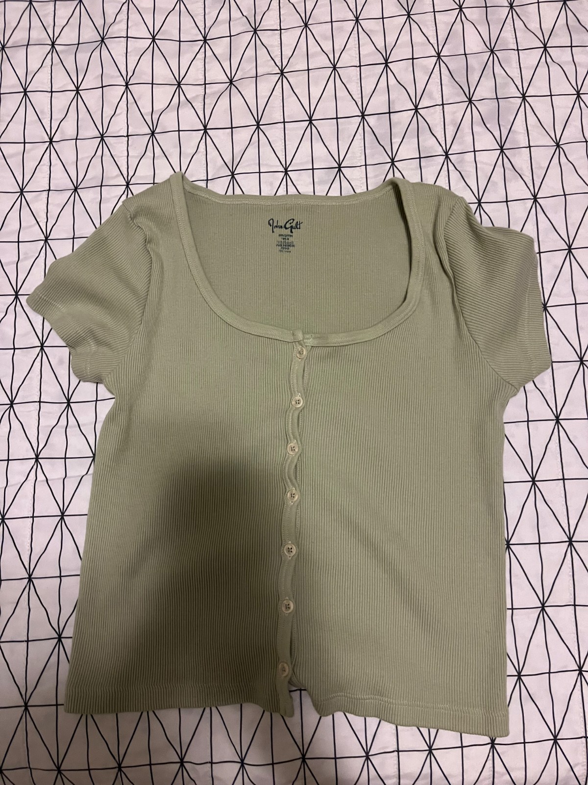 Brandy Melville John Galt Button Front Short Sleeve Cropped Shirt One Size Green