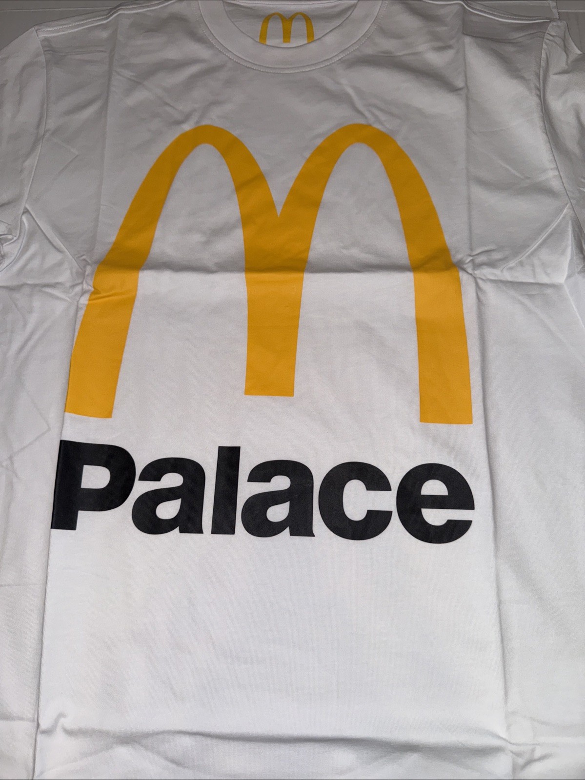 Palace X McDonald’s Shirt Size M Brand New