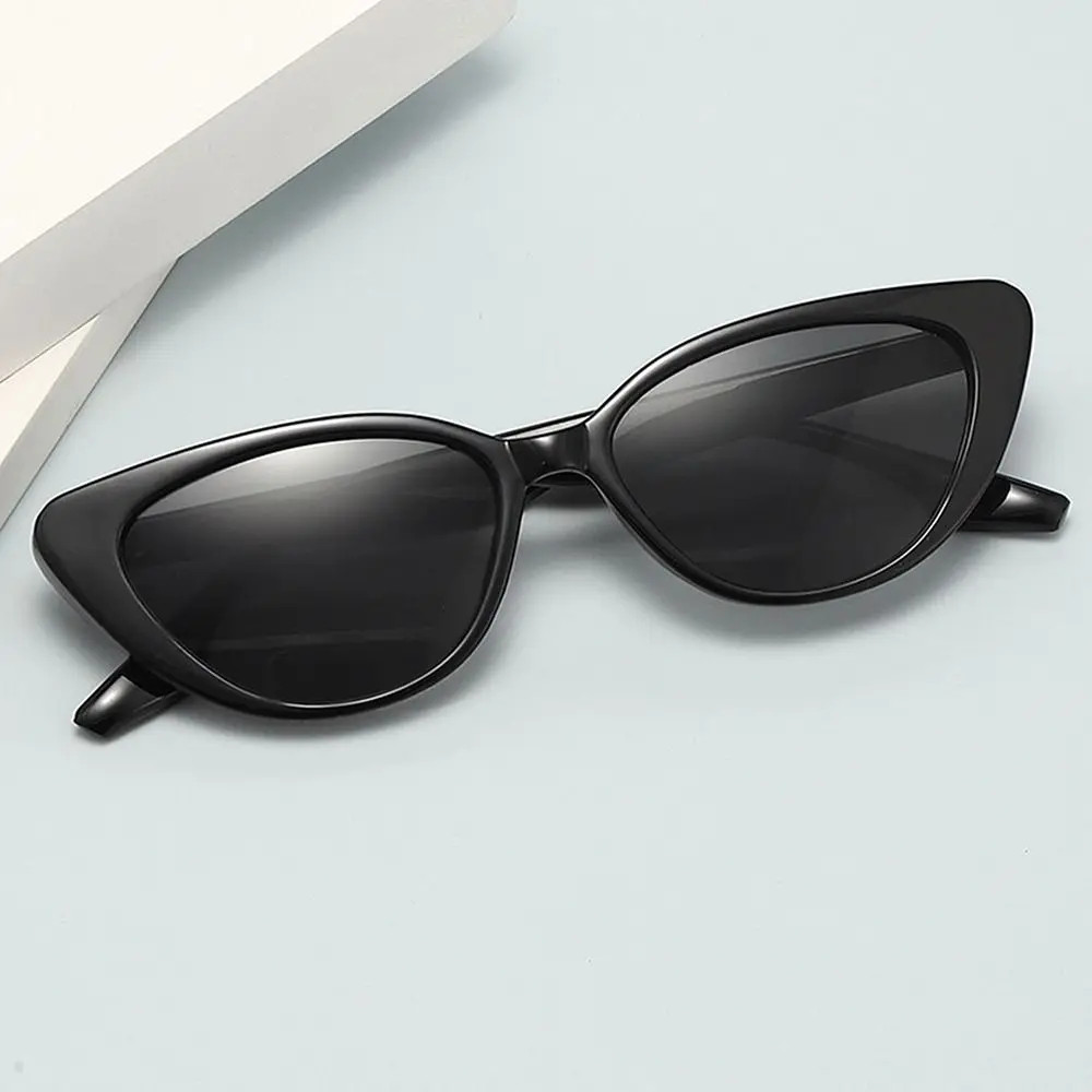 Small Frame Cat Eye Sunglasses Retro Fashion Eyewear