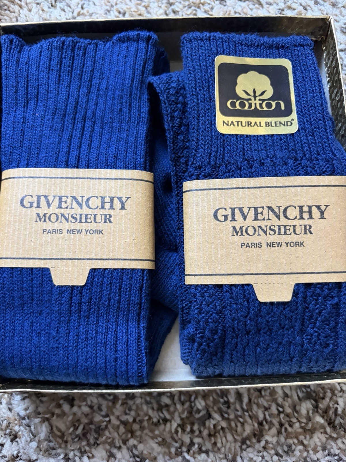 MENS VINTAGE GIVENCHY MONSIEUR PARIS NEW YORK SOCKS NWT MADE IN USA BLUE ARGYLE