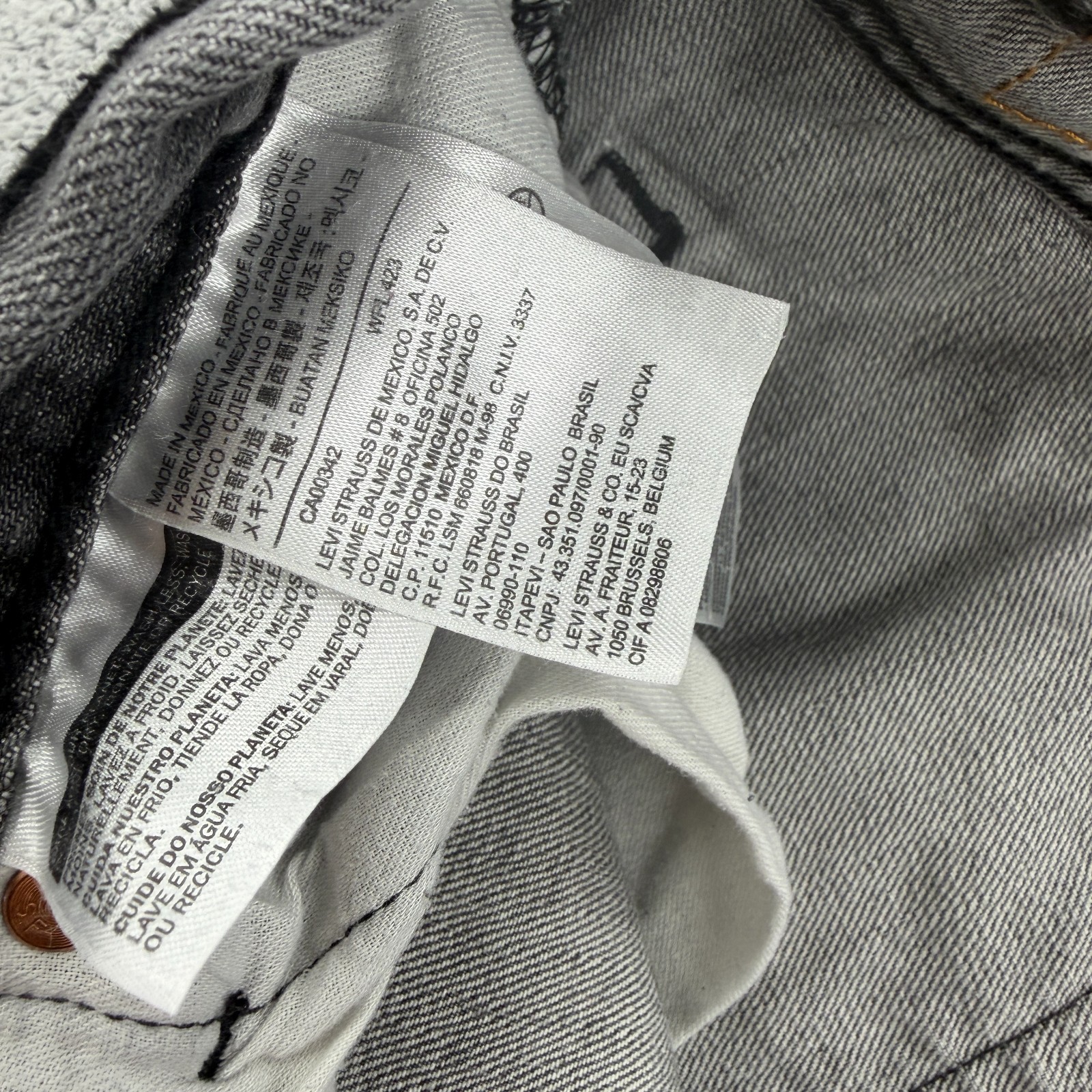 Levis 501 Jeans Mens 33×31 Gray Black Button Fly Straight Denim Pants Cotton