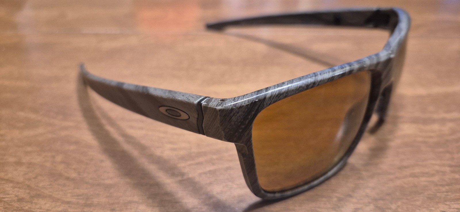 Oakley Crossrange OO9361-0757 Prizm Tungsten Polarized Woodgrain 57-17 Sunglass