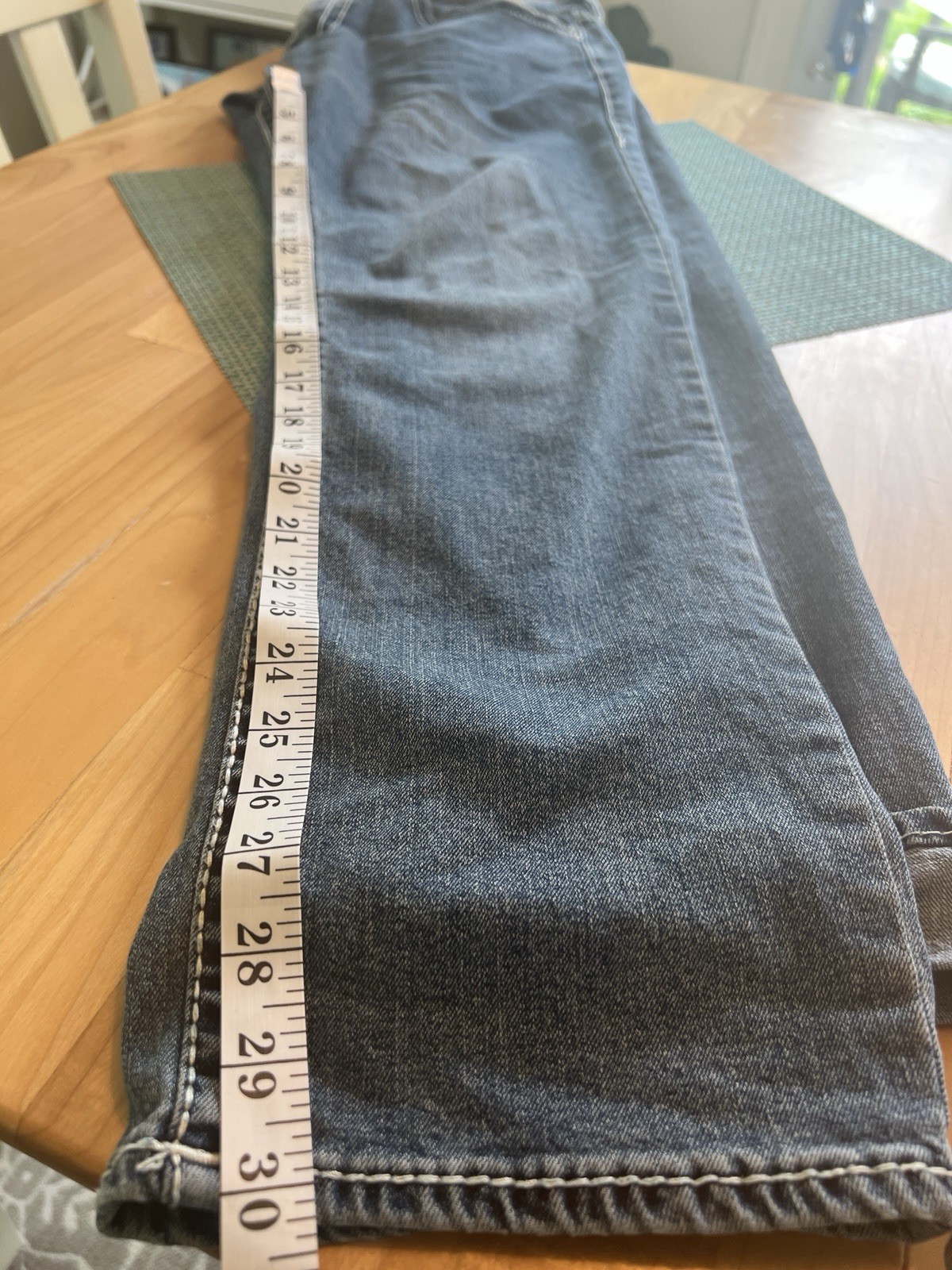 True Religion Men’s Blue Denim Jeans Relaxed Straight Mid Rise Medium Wash