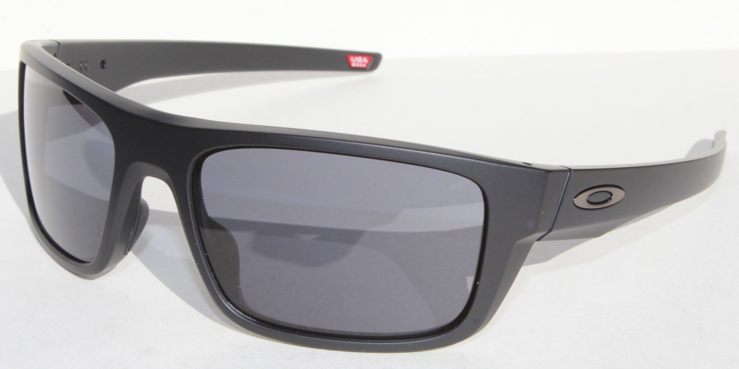 OAKLEY Drop Point Sunglasses Matte Black/Grey OO9367-01 NEW