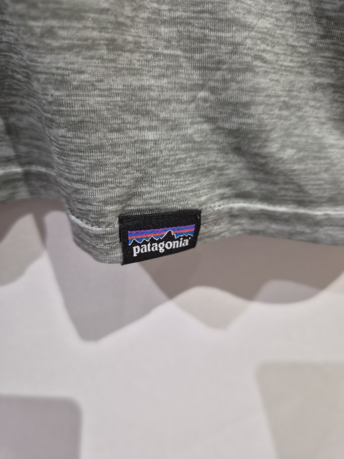 MENS PATAGONIA CAPILENE BASELAYER T-SHIRT SIZE MEDIUM