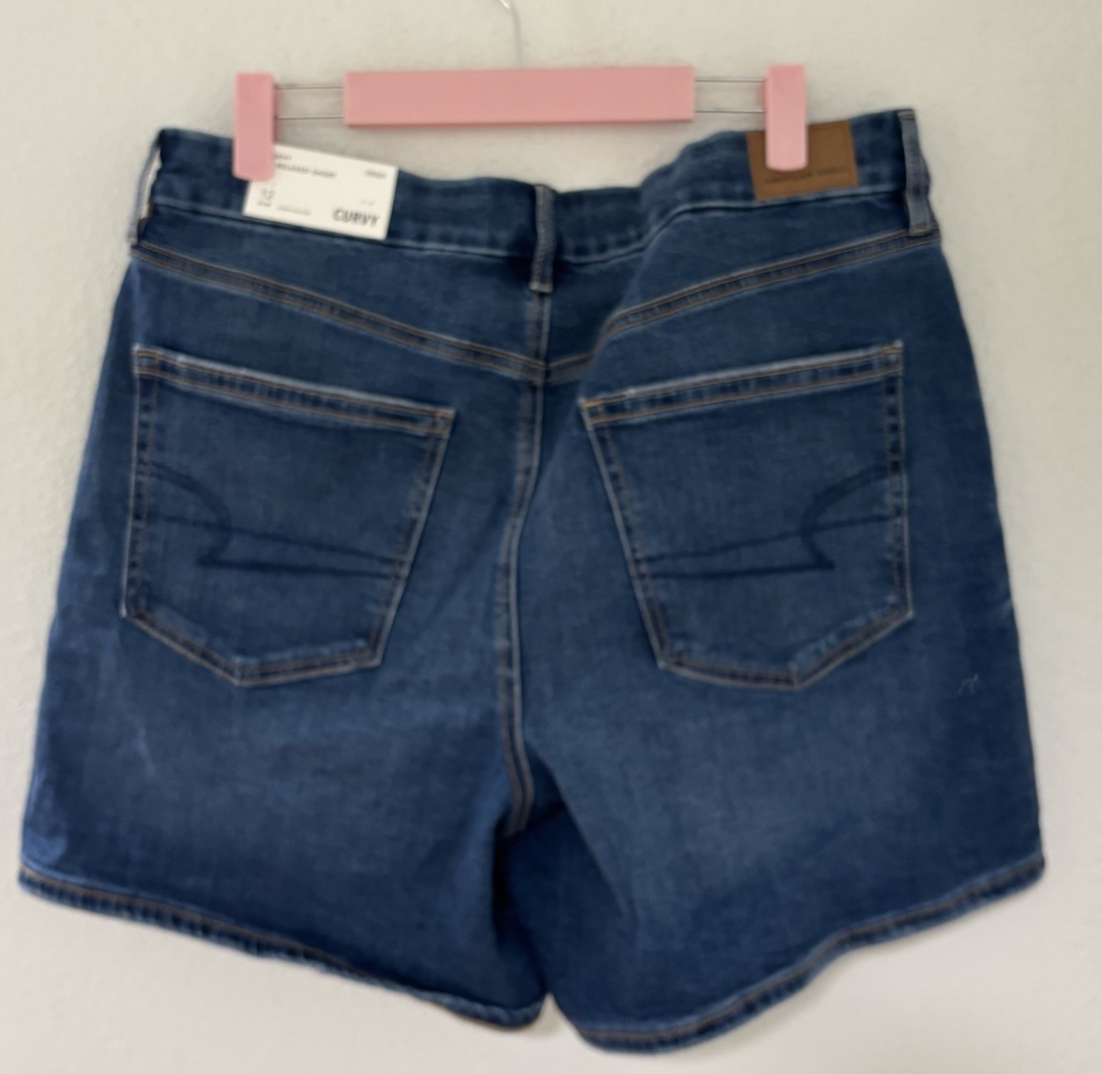 NWT American Eagle Shorts Womens 12 Blue Curvy 6”Relaxed Short Strigid Jean