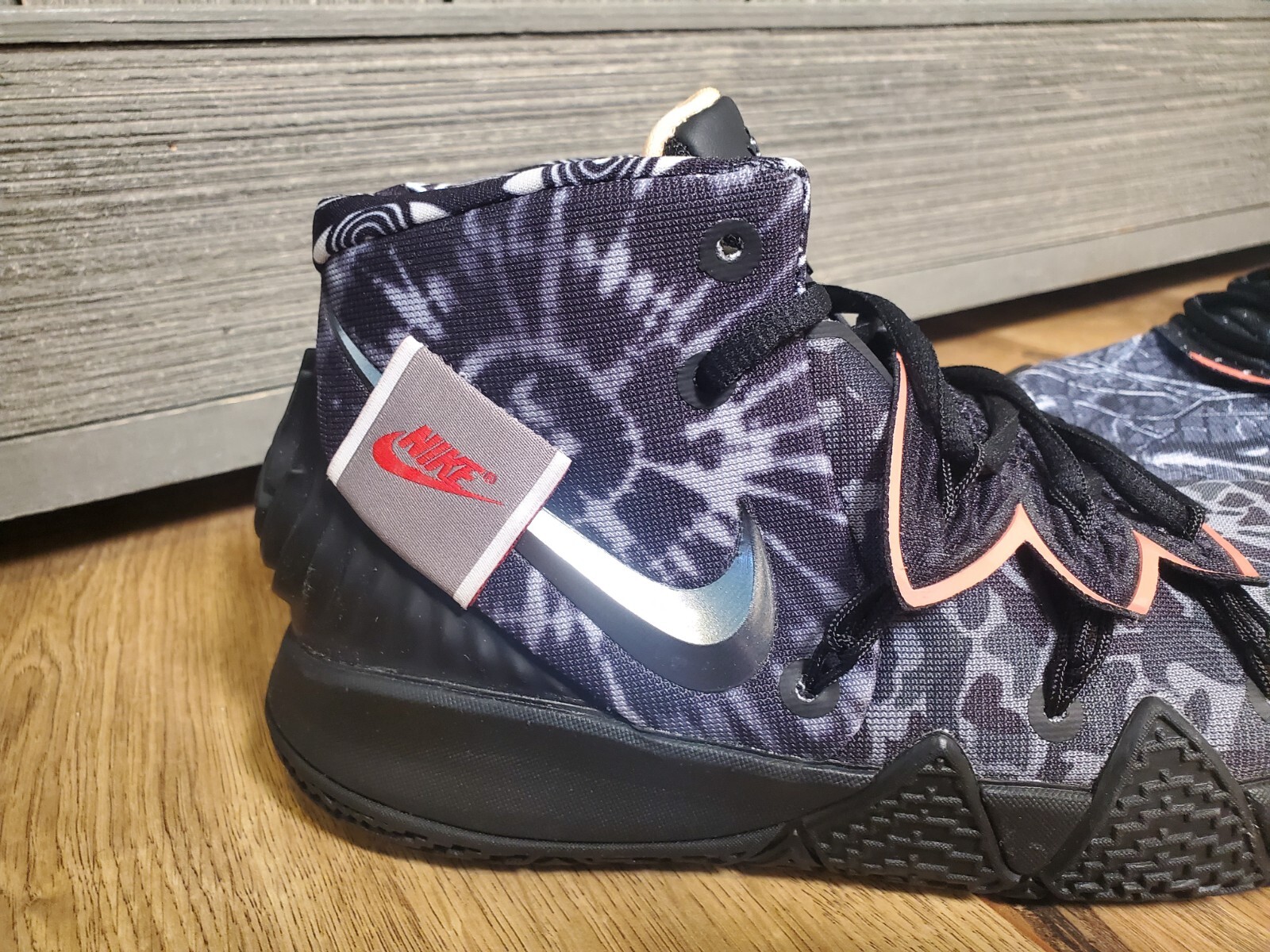Nike Kybrid S2 Kyrie Hybrid Irving WHAT THE 2020 Black CQ9323-001 WOMEN’S Sz 6.5