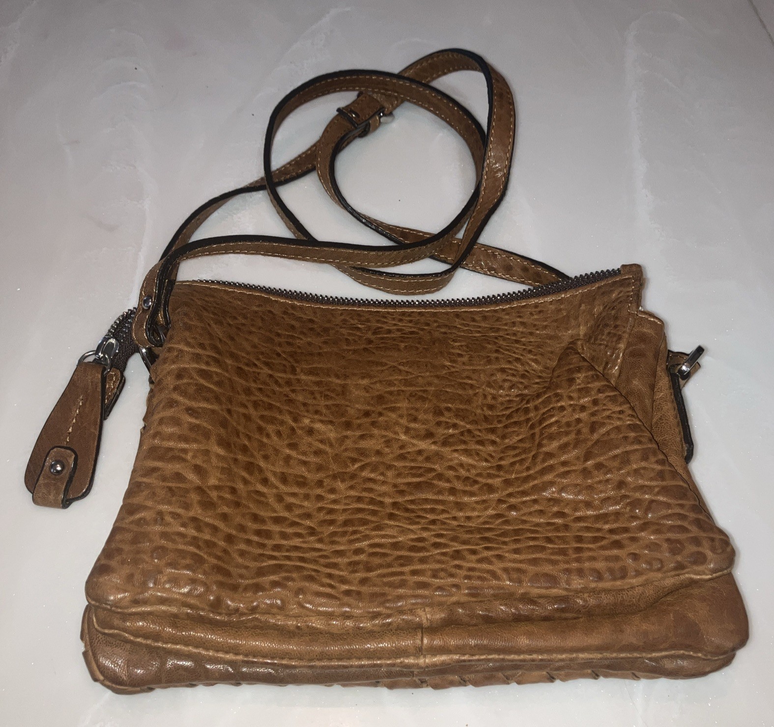 Maxon Collection Italian Genuine Leather Woven Crossbody Organizer Purse