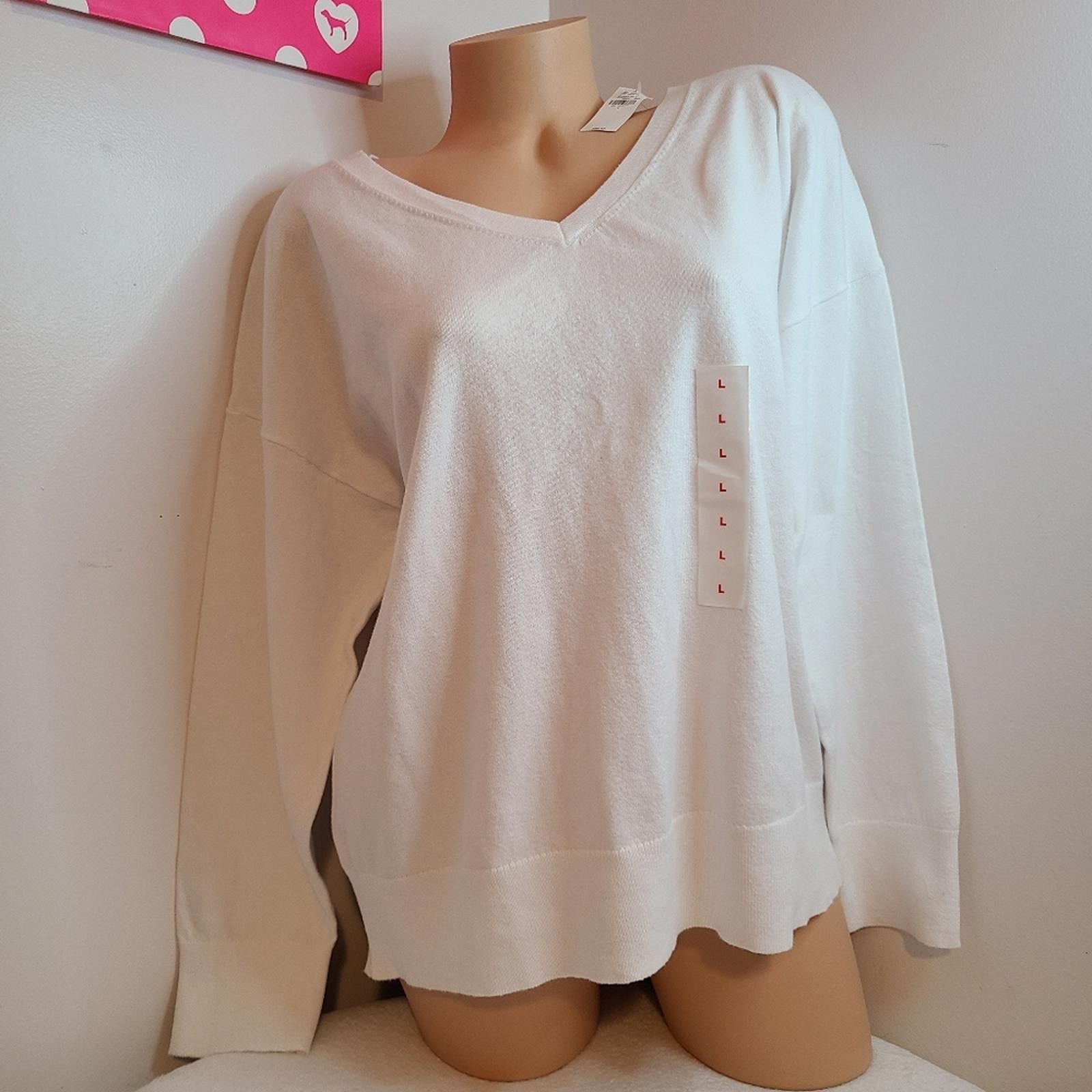 Old Navy Classic White V-neck Pullover Sweater Size Lg