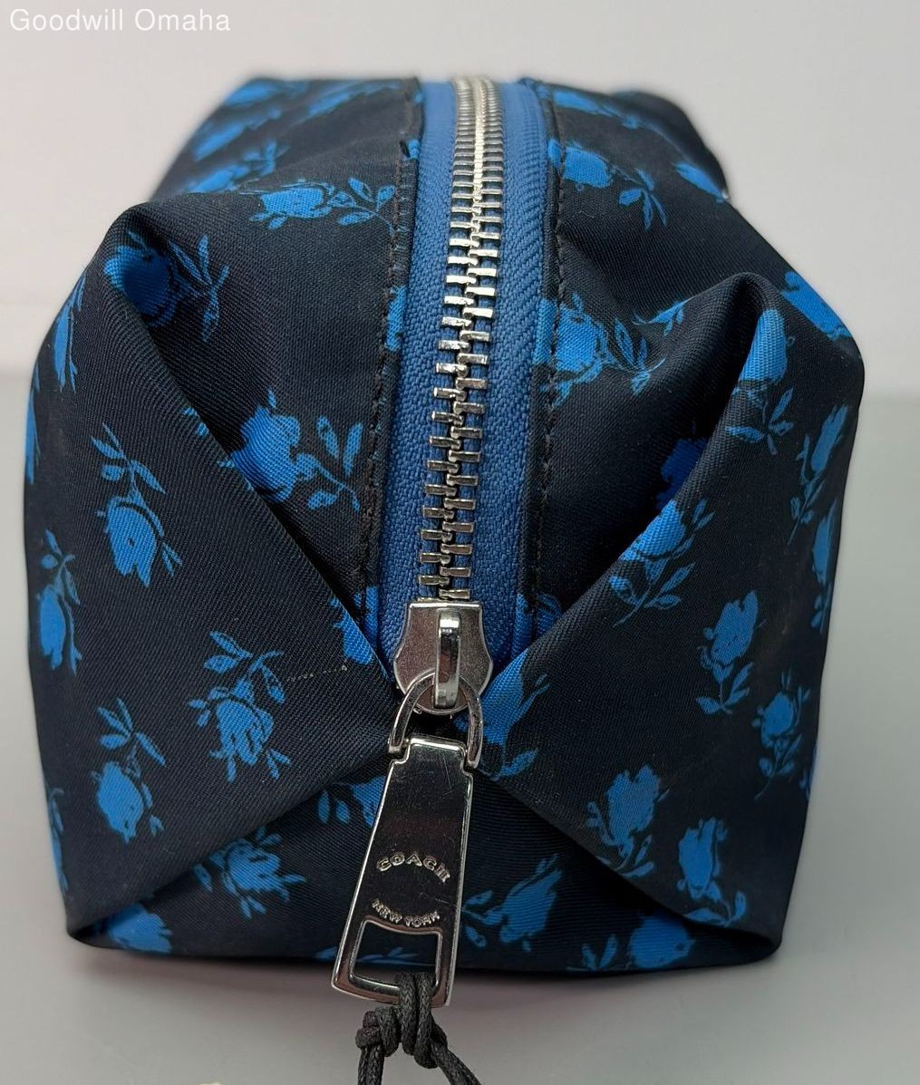 Authentic Coach Blue Floral Badland Print Boxy Cosmetic Case / Bag #C5583 w/ COA