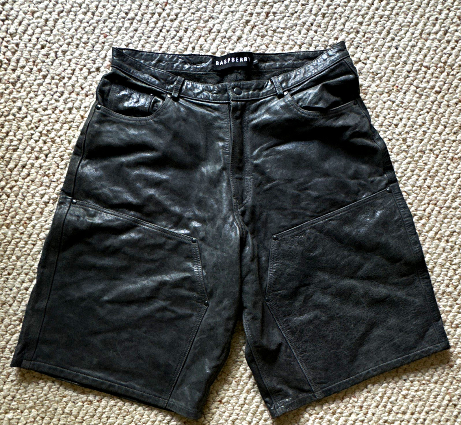 Gv Gallery Men’s Black Leather Shorts