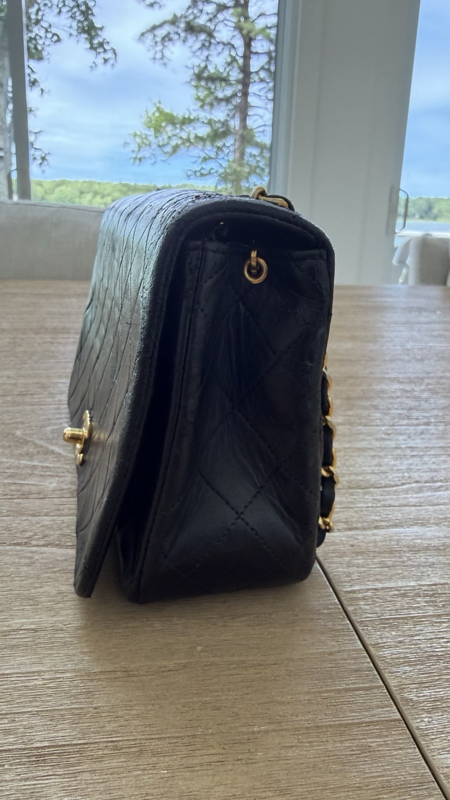Authentic vintage Black Quilted Small Single Flap Chain Turn Lock Gold bag