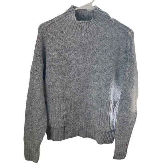 Love by Design Gray Marled Mock Neck Pocket Sweater NEW Small