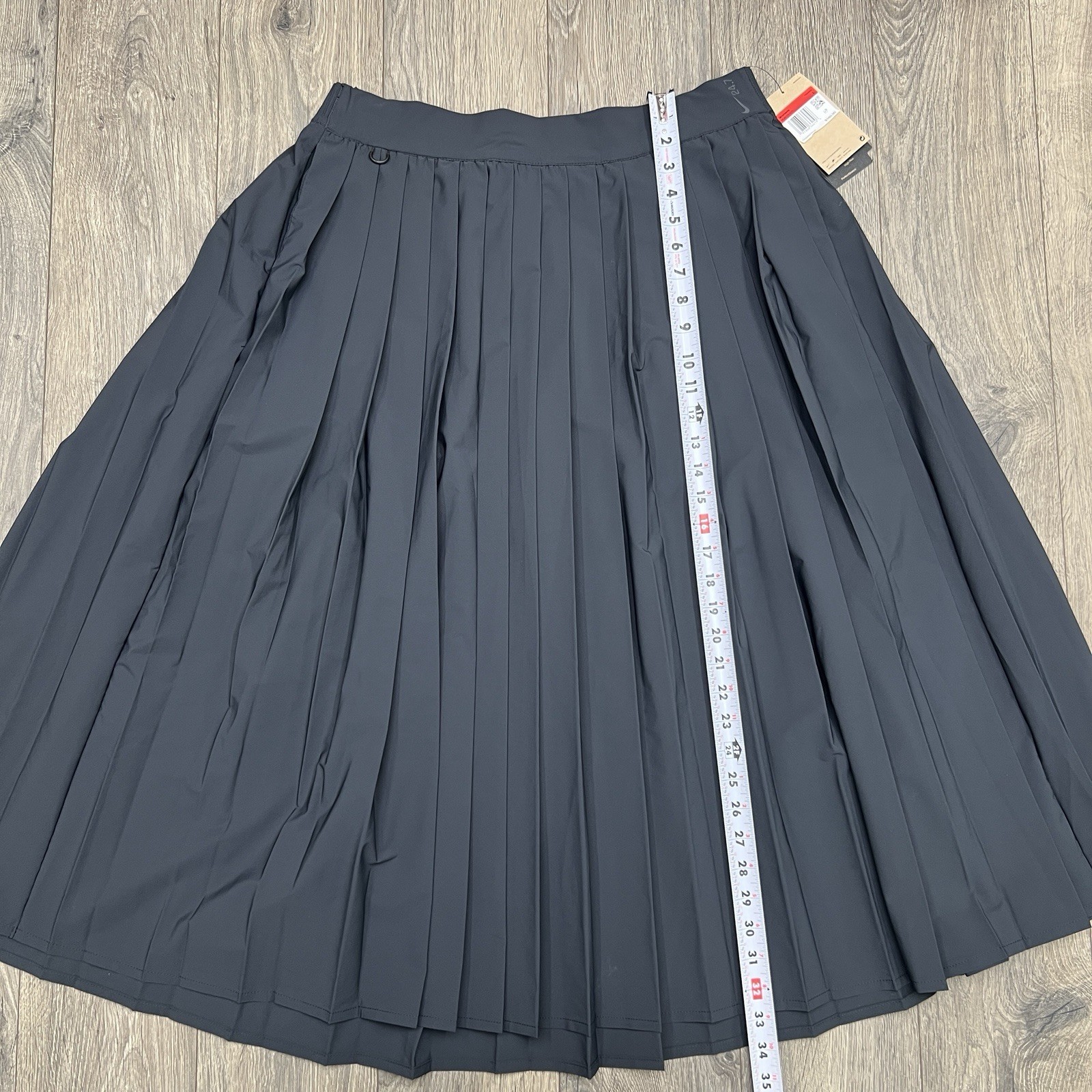 Nike Pleated Skirt Size Large Black Dark Smoke Grey 24.7 PerfectStretch Dri $160