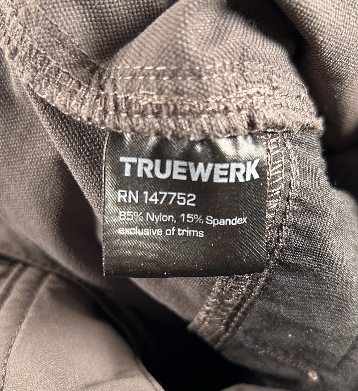 Truewerk T2 WerkPants Mens 44×29 Gray Technical Work Cargo Pants Stretch Utility