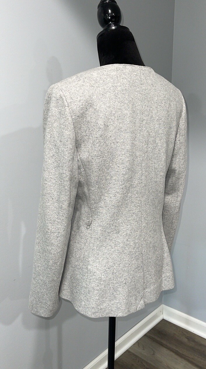 J.Crew Mario Bellucci Italian knit wool jacket size 8 gray oversized pockets