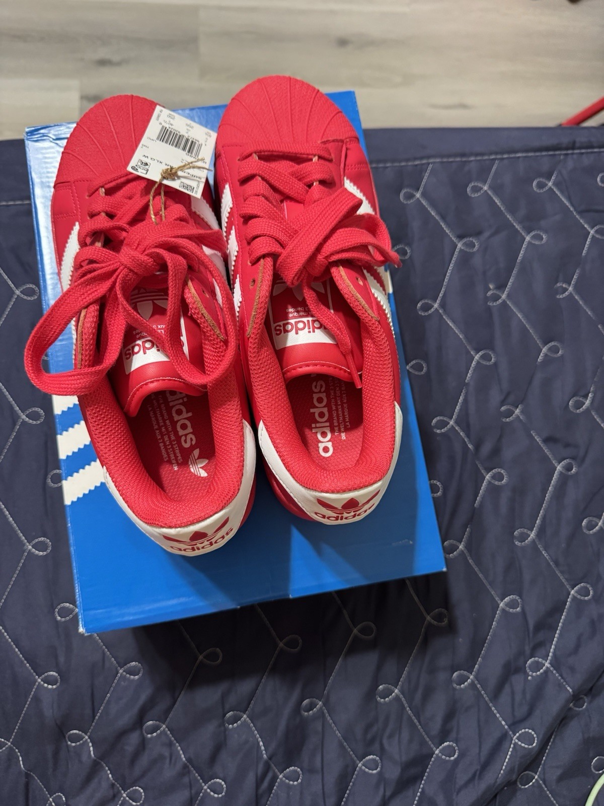 adidas Superstar Men’s Red/White Low Top Lace-Up Athletic Sneakers New w/ Box