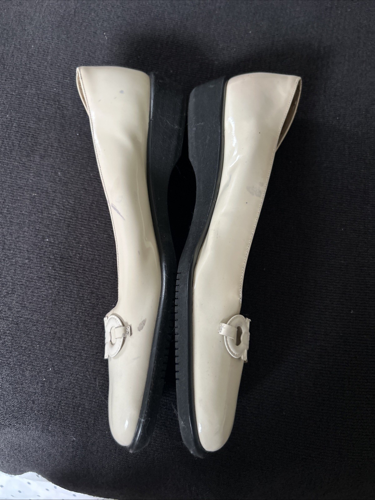 Salvatore Ferragamo Paten Leather Size 7.5. 4A. Made Italy Woman Shoes Beige