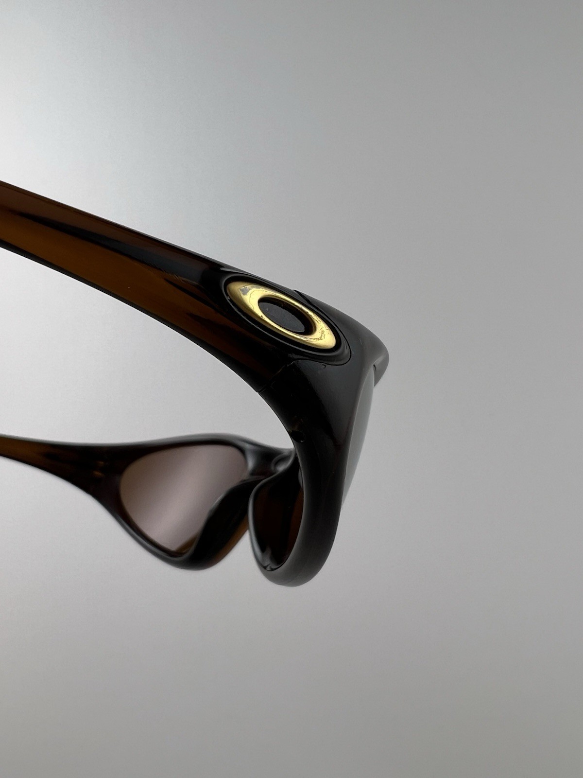 Oakley Minute 1.0 Polished Rootbeer Frame Gold Iridium Lens Gold Icons XX RARE