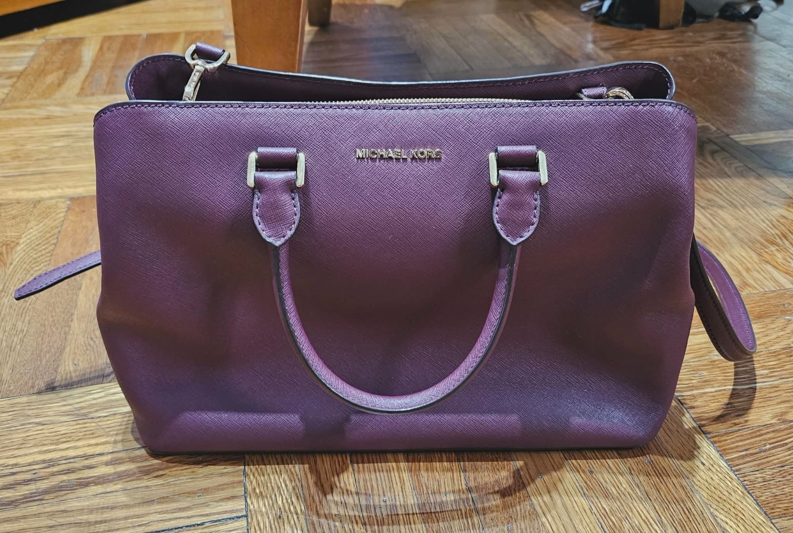 Michael Kors Savannah Large Satchel Burgundy Saffiano Leather Crossbody Bag Gold