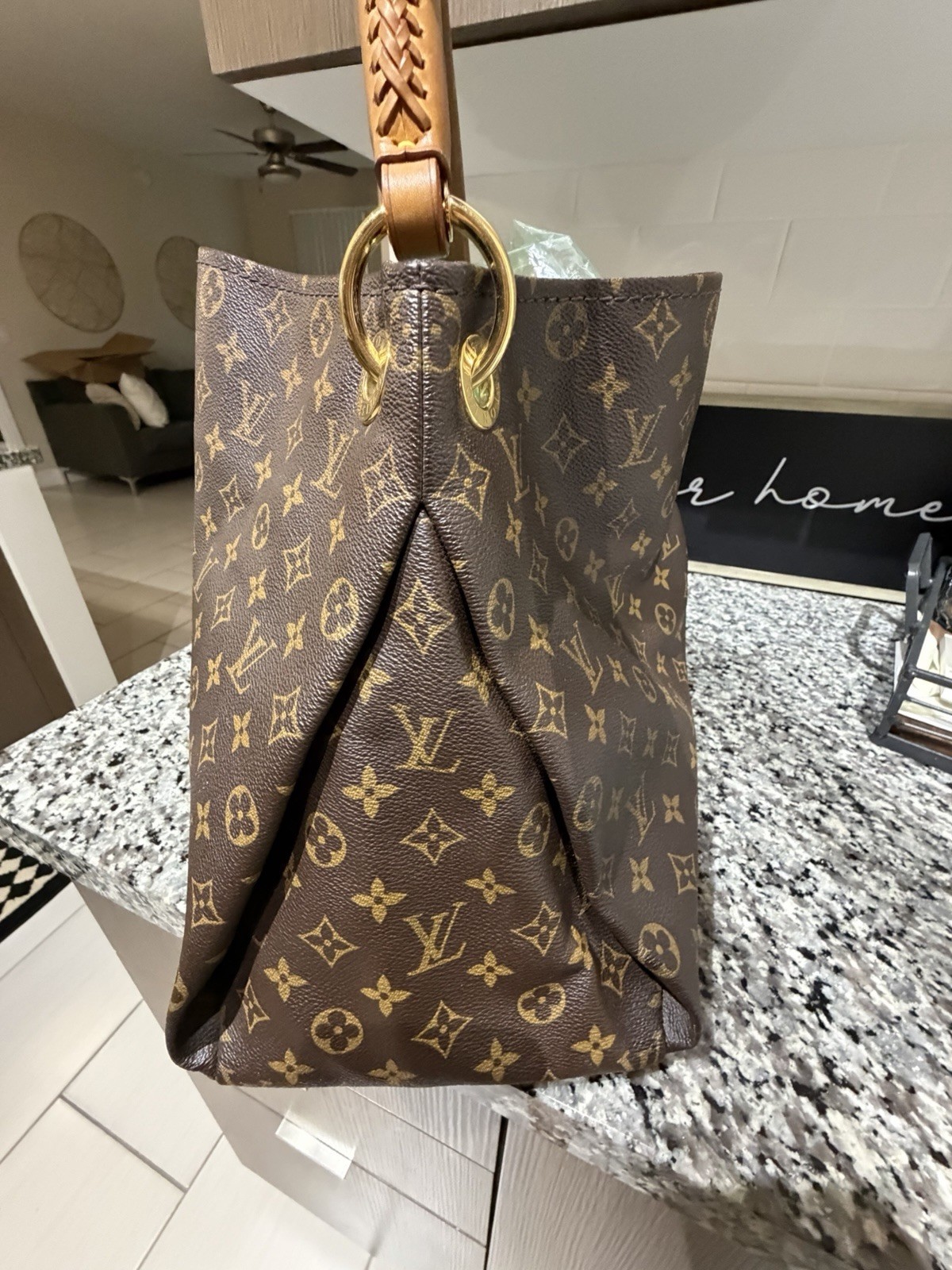 Louis Vuitton Artsy MM Monogram Canvas Leather Tote Shoulder Bag Purse Handbag