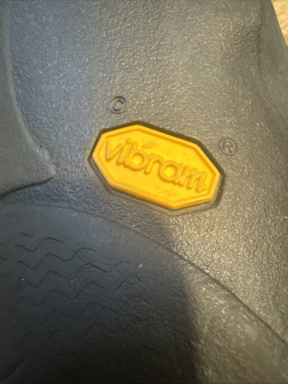 Vibram FiveFingers Black Minimalist Toe Shoes EU 41 US 8.5-9 Barefoot Running
