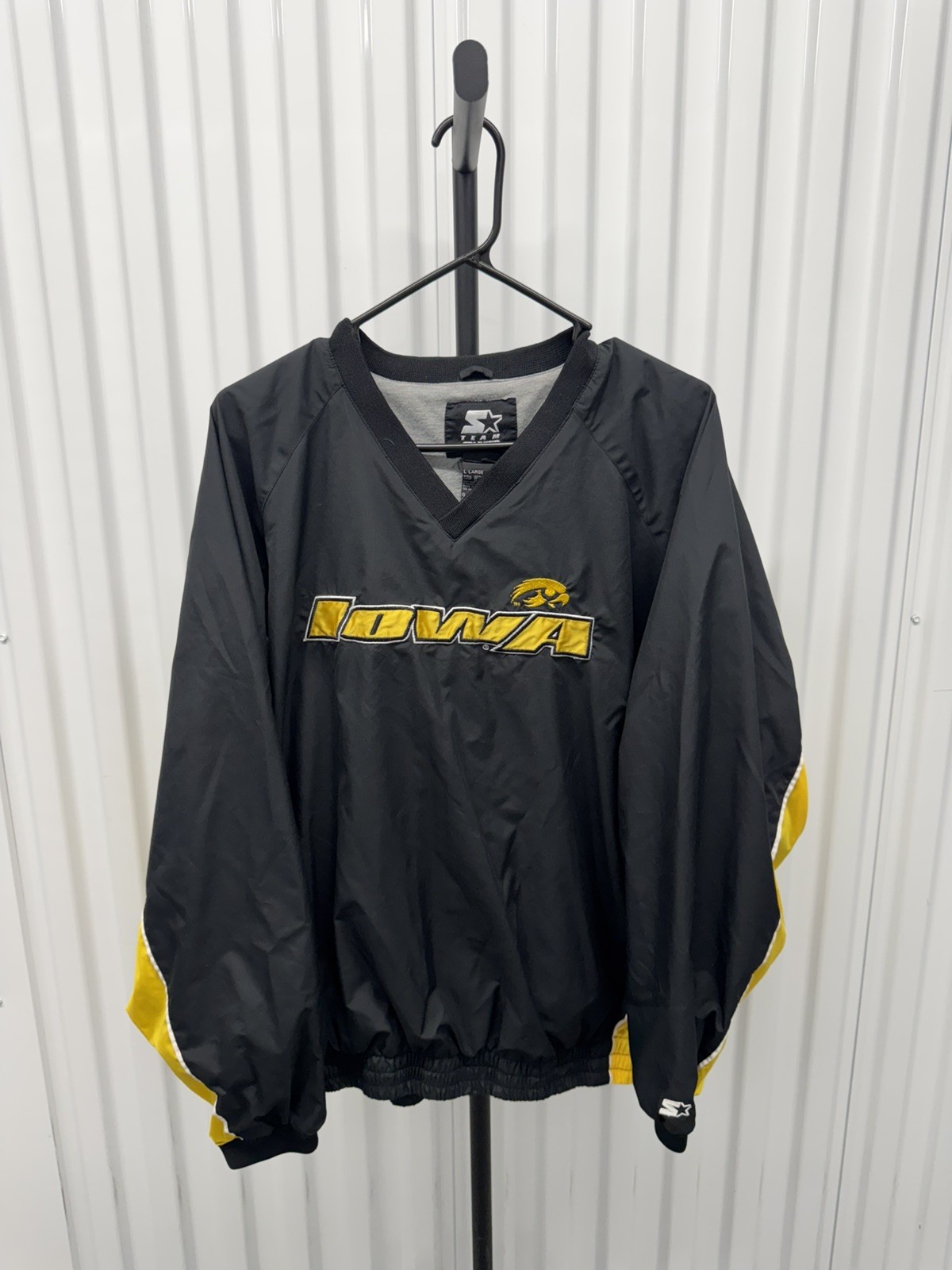 Vtg 90s Starter Iowa Hawkeyes Jacket Mens large Black Windbreaker Embroidered