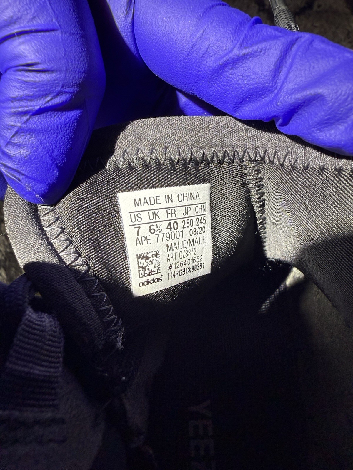 adidas Yeezy Quantum Boost Mid Top Men’s Sneaker Frozen Blue GZ8872