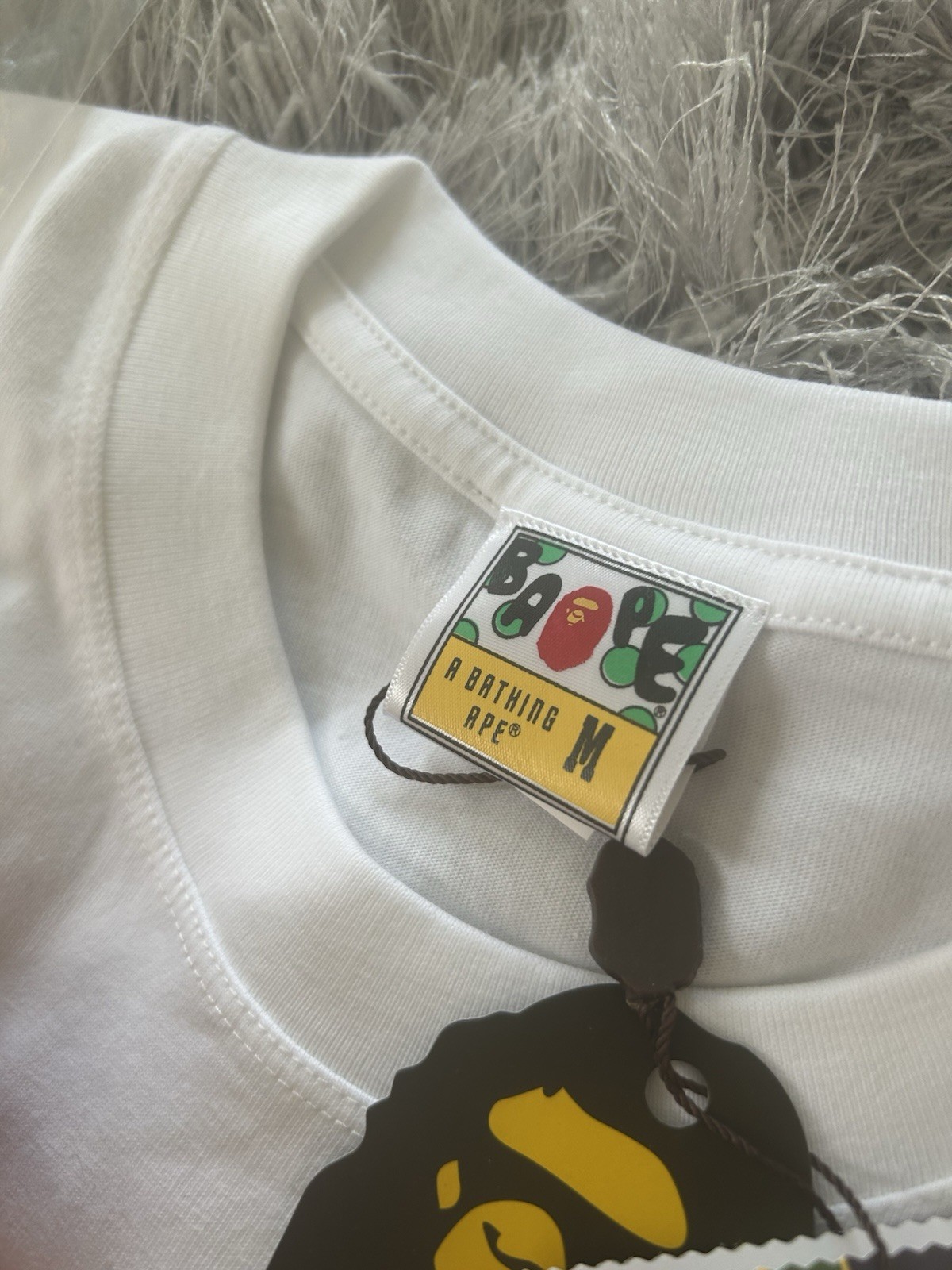 A Bathing Ape BAPE Ape Head Graphic Tee Men’s M White Crew Neck Cotton