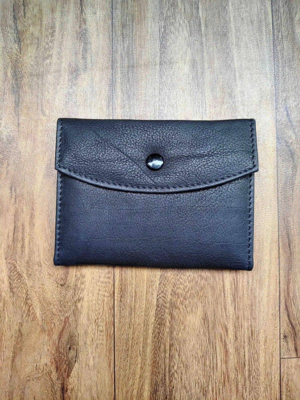 ID Badge Black Bifold Stylish Wallet,Concealed Carry Weapon IDCase for Men Women
